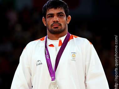 Sushil Kumar winning medal