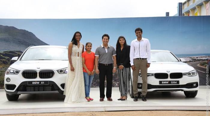 Sachin Tendulkar presents BMWs to India’s Olympic medallists