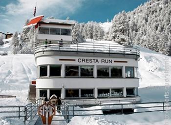 With Sledding or Tobogganing sport the "Cresta Run" is associated.