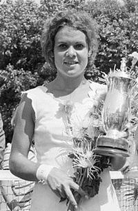 Evonne Goolagong Cawley won the Wimbledon women's single title two times.