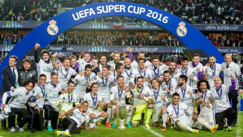 Real Madrid winning Super Cup