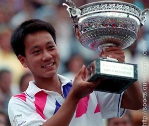Michael Chang is the youngest male player to win a Grand Slam singles title.